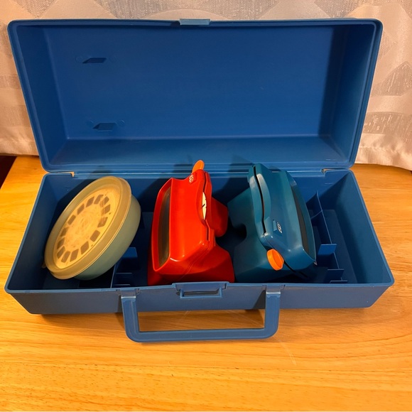 View Master Other - Vintage 90s ViewMaster Bundle - 2 Viewers - 14 Reel Sets